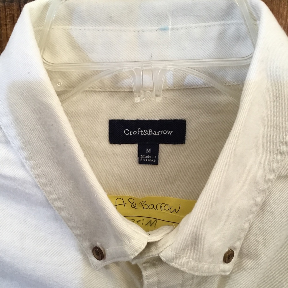 Croft & Barrow heavy weave button down shirt, size M, NWOT, button cuffs, - Picture 3 of 4
